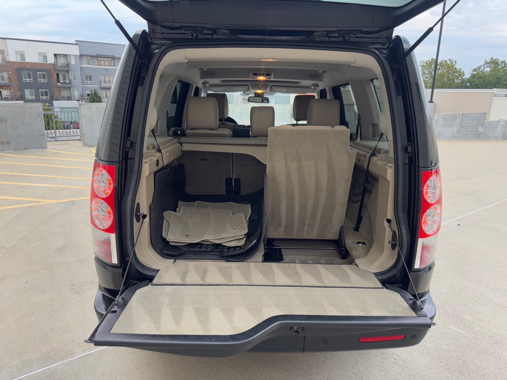 2012 Land Rover LR4 Image 27