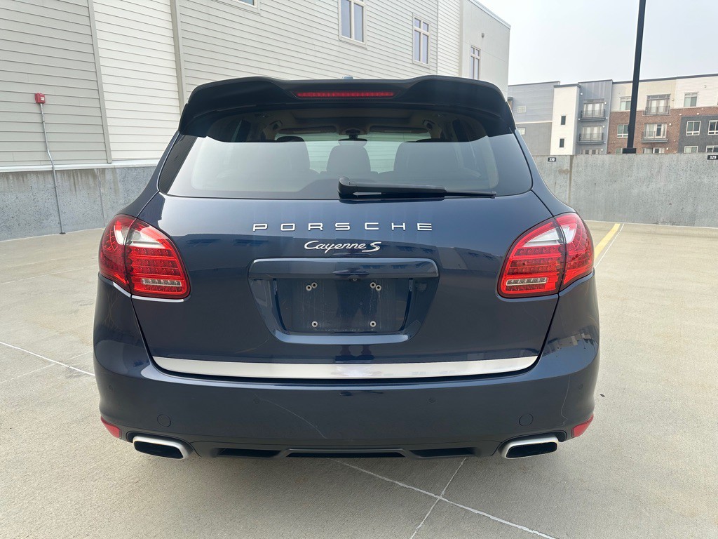 2012 Porsche Cayenne Image 5