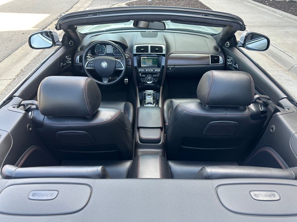 2013 Jaguar XK-Series Image 9