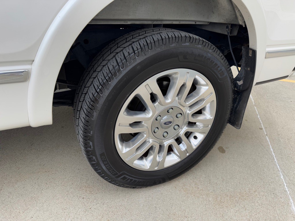 2014 Ford F-150 Image 9