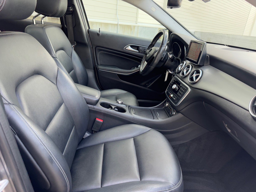 2015 Mercedes-Benz GLA-Class Image 25