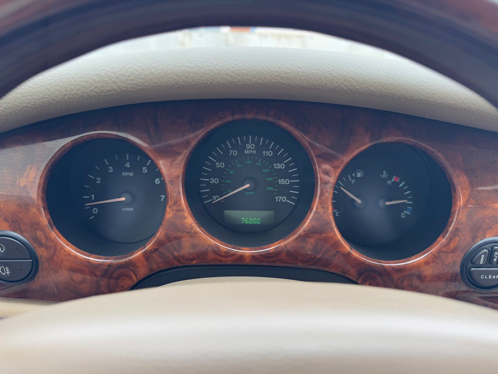 2003 Jaguar Vandenplas Image 16