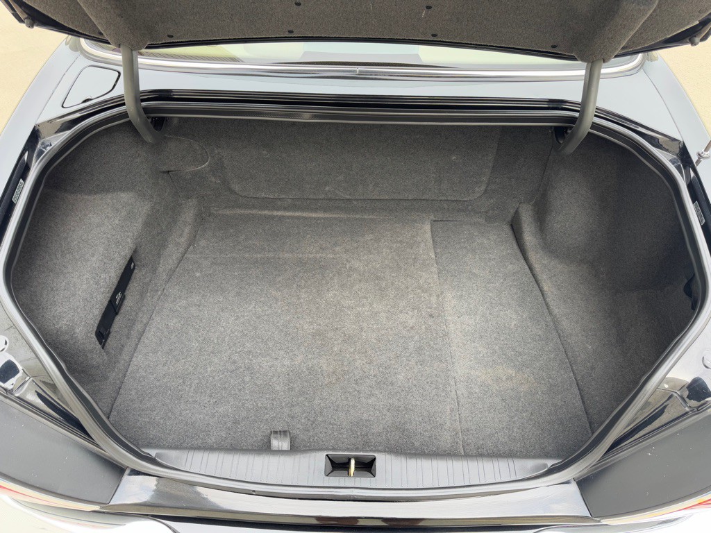 2003 Jaguar Vandenplas Image 25