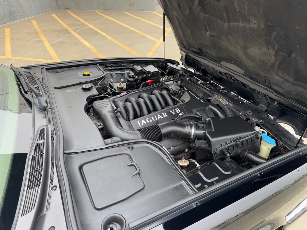 2003 Jaguar Vandenplas Image 32