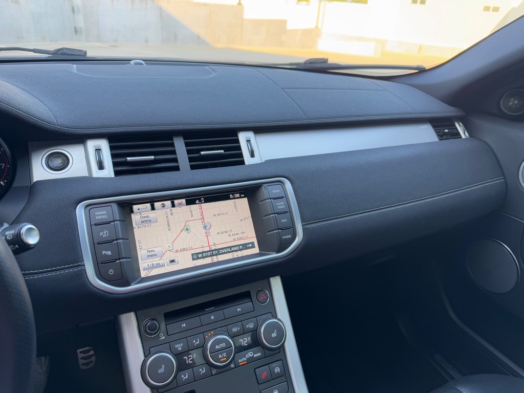 2014 Land Rover Range Rover Evoque Image 16