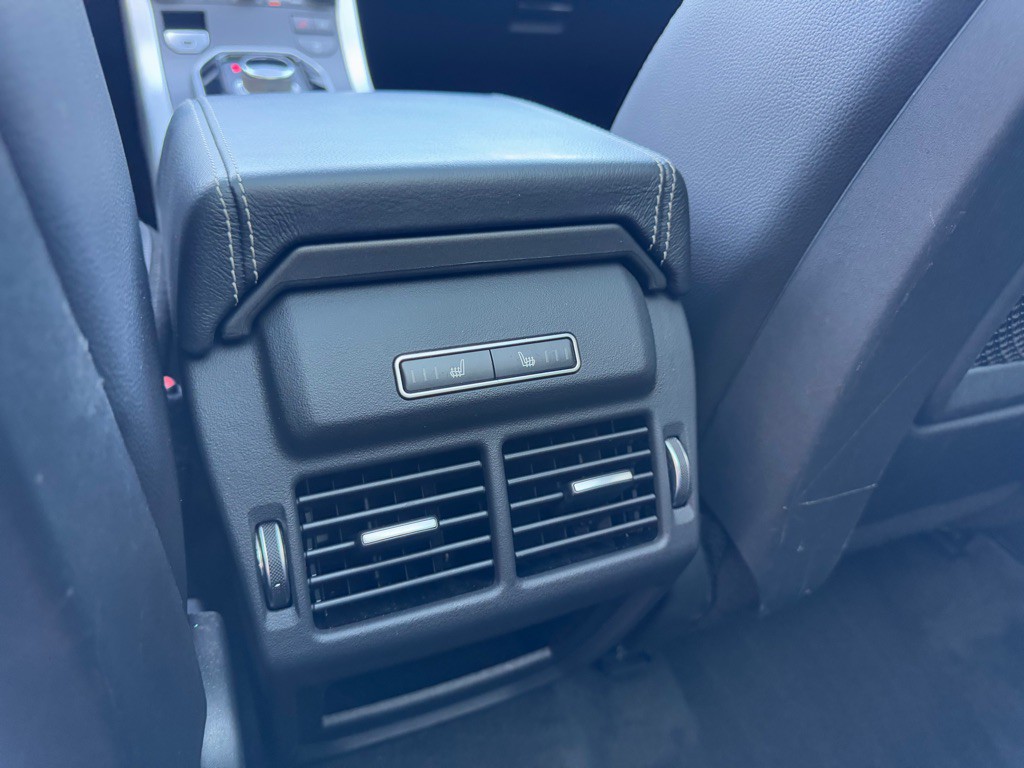 2014 Land Rover Range Rover Evoque Image 24