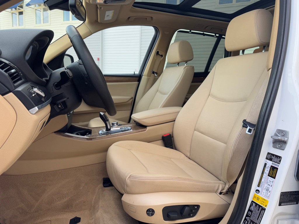 2011 BMW X3 Image 11