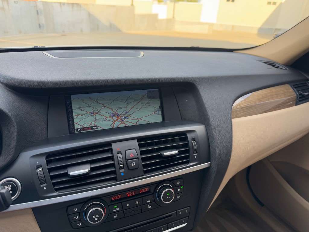2011 BMW X3 Image 15