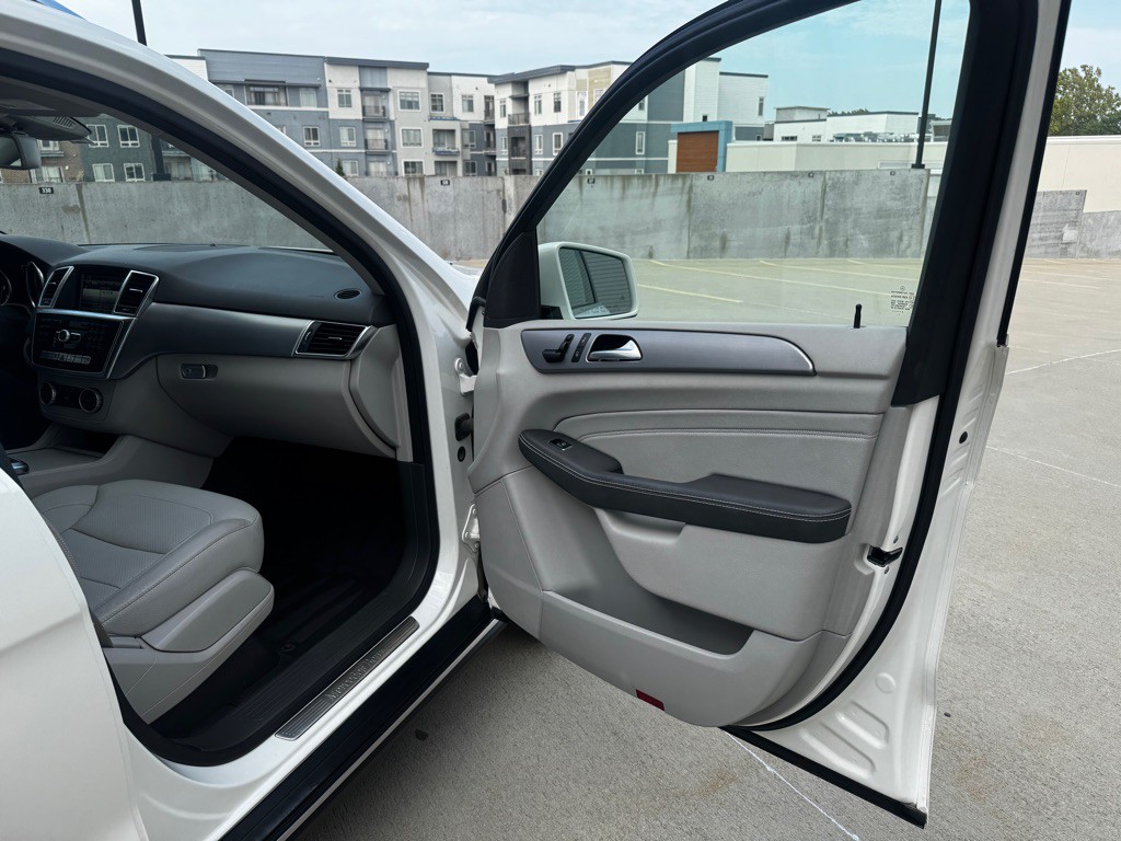 2015 Mercedes-Benz M-Class Image 20