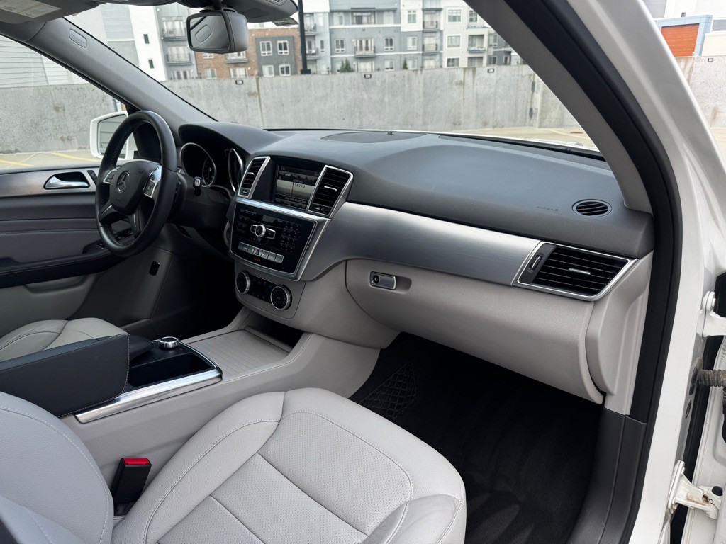 2015 Mercedes-Benz M-Class Image 21