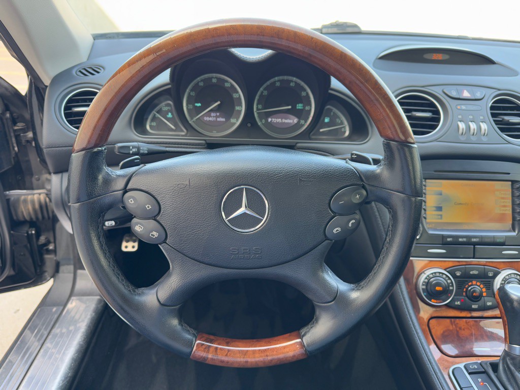 2007 Mercedes-Benz SL-Class Image 13