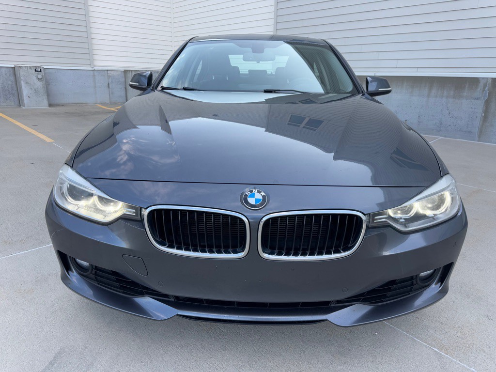 2014 BMW 3 Series Image 8