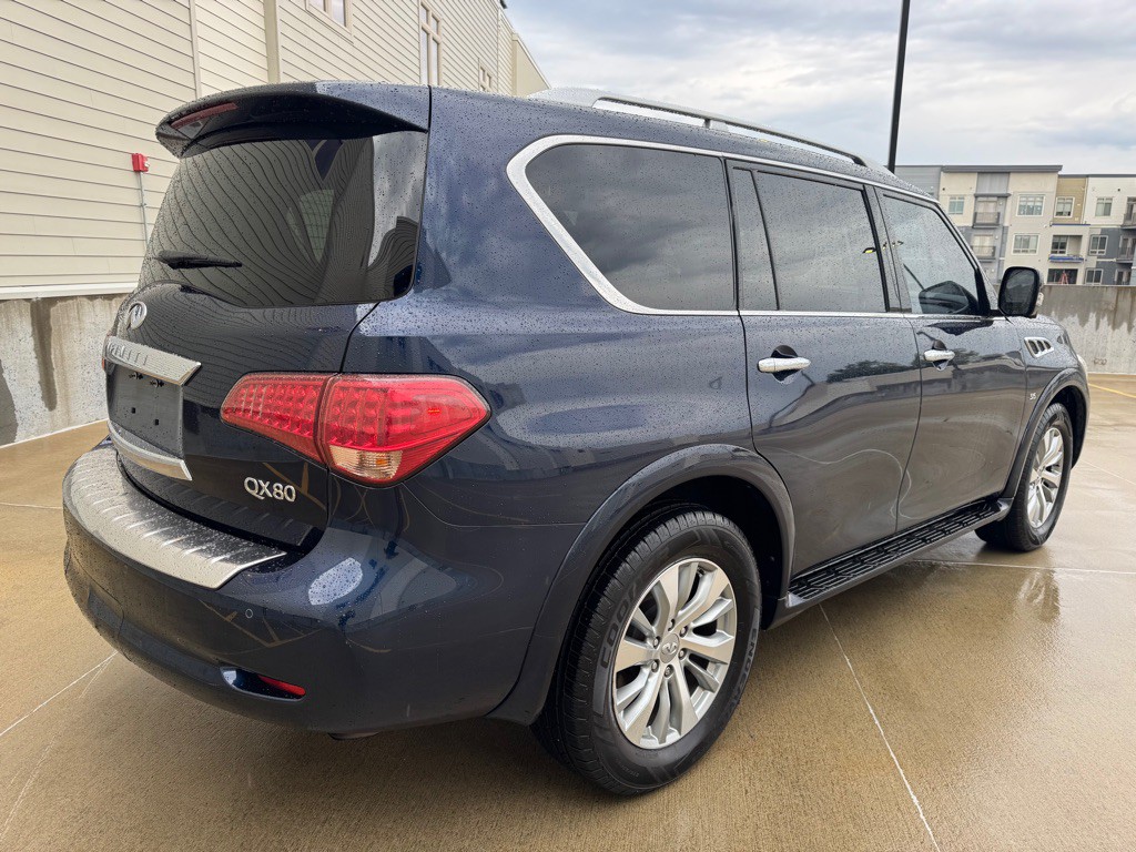 2017 INFINITI QX80 Image 3