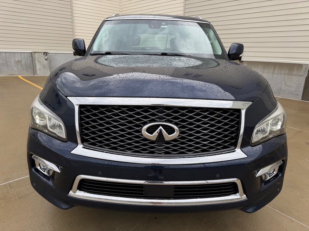 2017 INFINITI QX80 Image 8