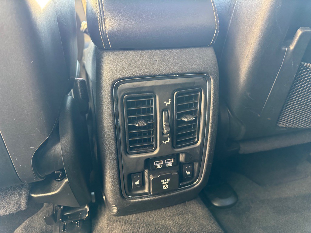 2014 Jeep Grand Cherokee Image 23