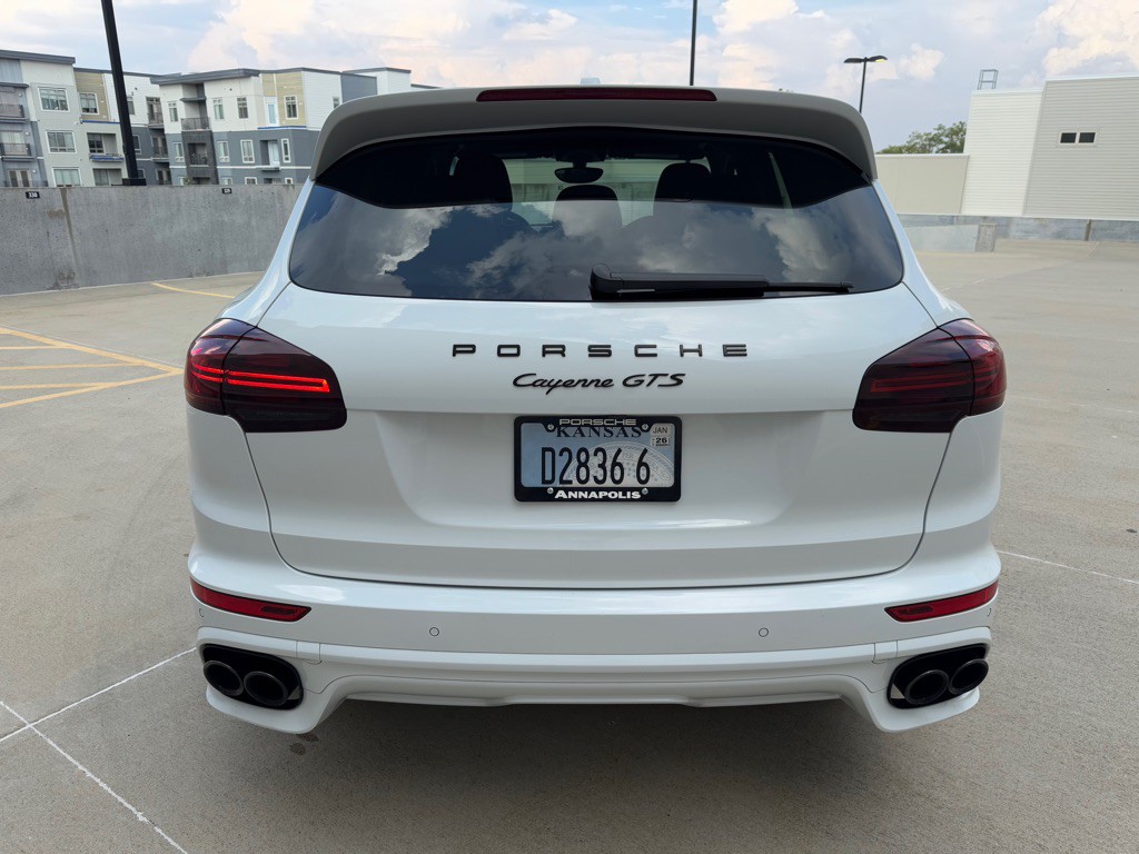 2017 Porsche Cayenne Image 6