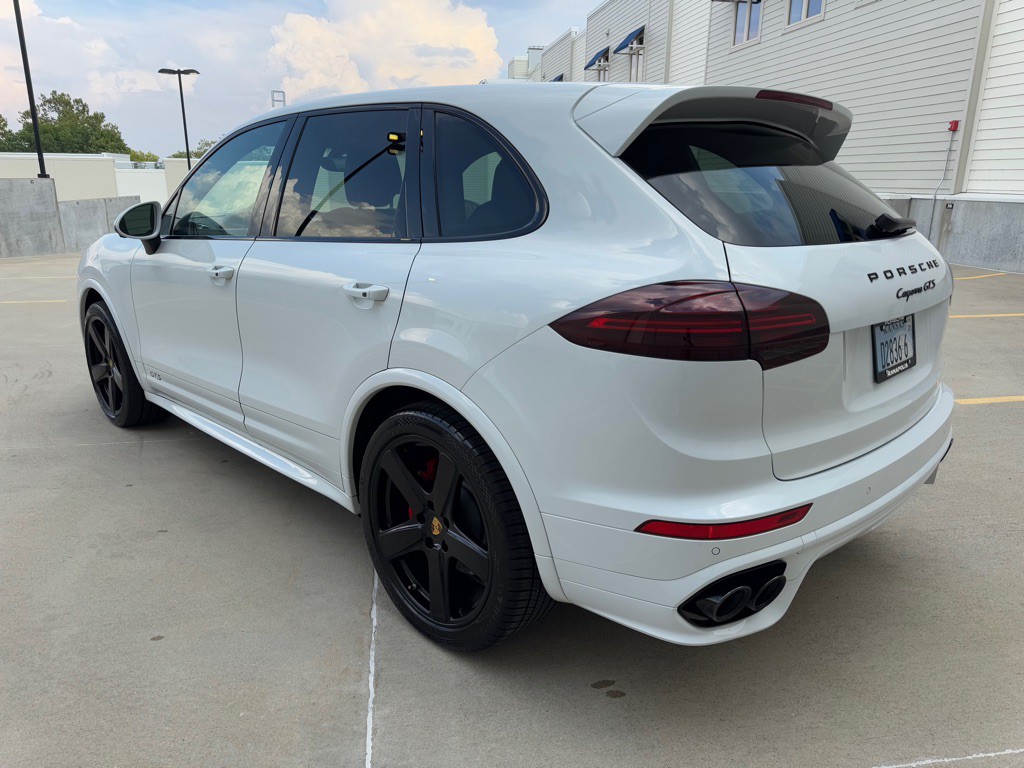 2017 Porsche Cayenne Image 7