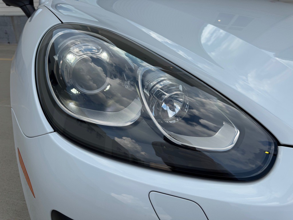 2017 Porsche Cayenne Image 11