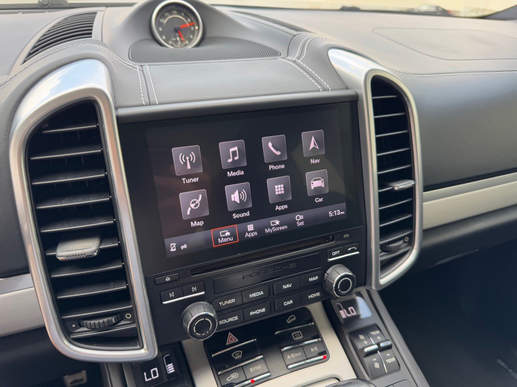 2017 Porsche Cayenne Image 23