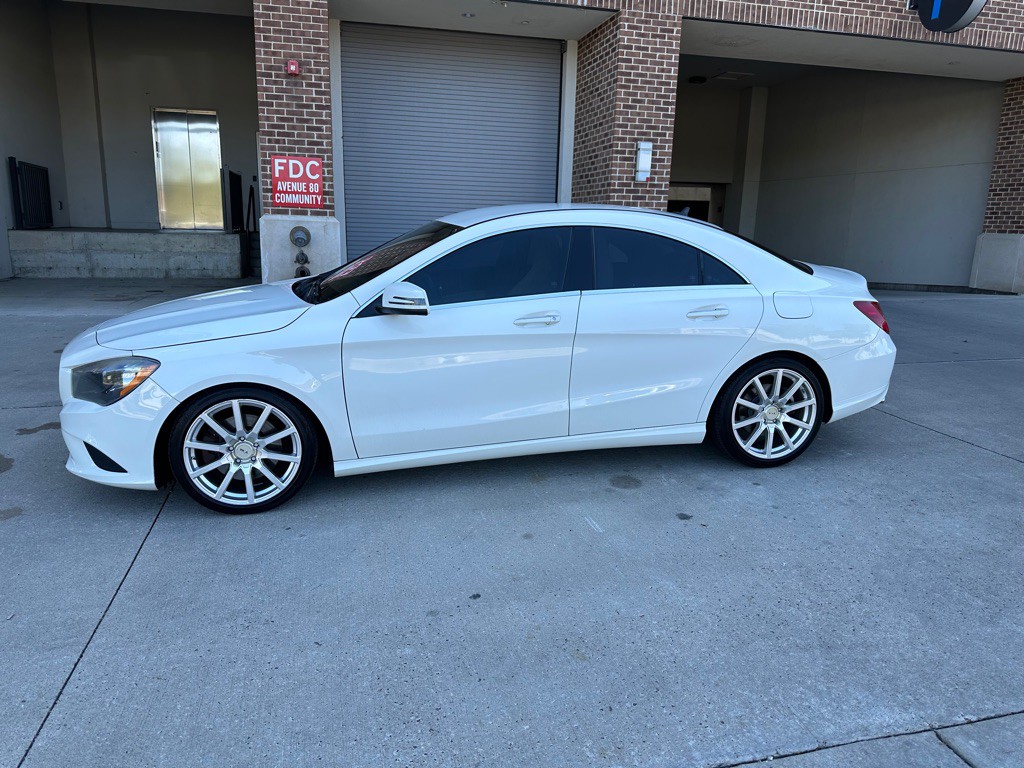 2015 Mercedes-Benz CLA-Class Image 4