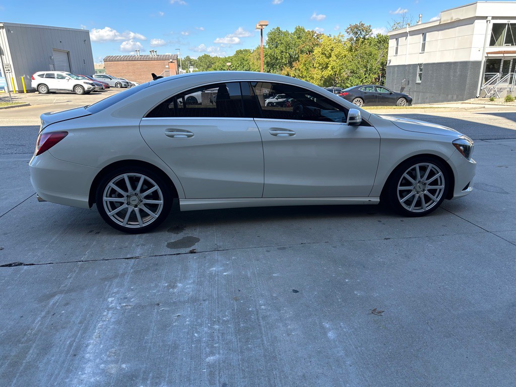 2015 Mercedes-Benz CLA-Class Image 8