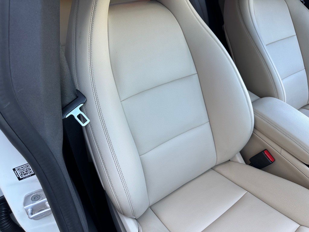 2015 Mercedes-Benz CLA-Class Image 24