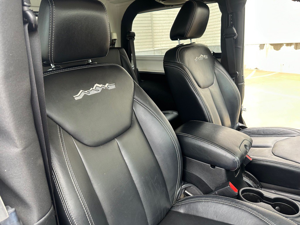 2014 Jeep Wrangler Image 26