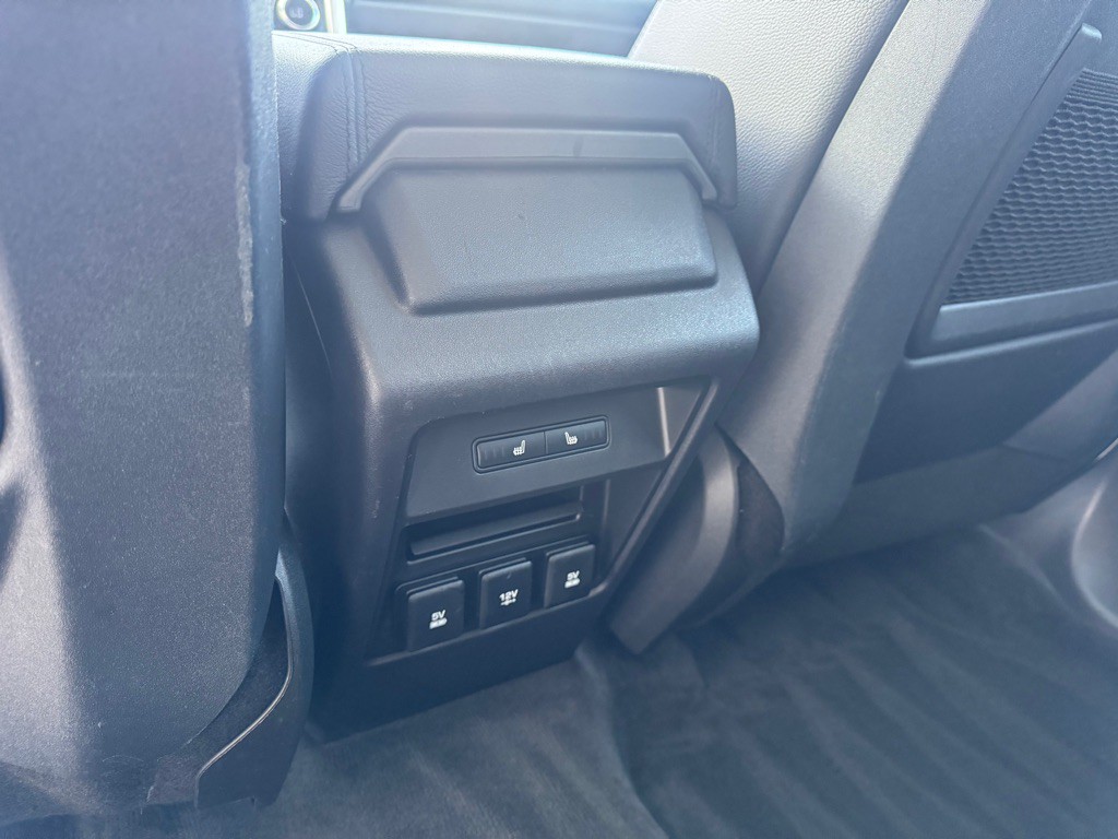 2018 Land Rover Discovery Sport Image 23