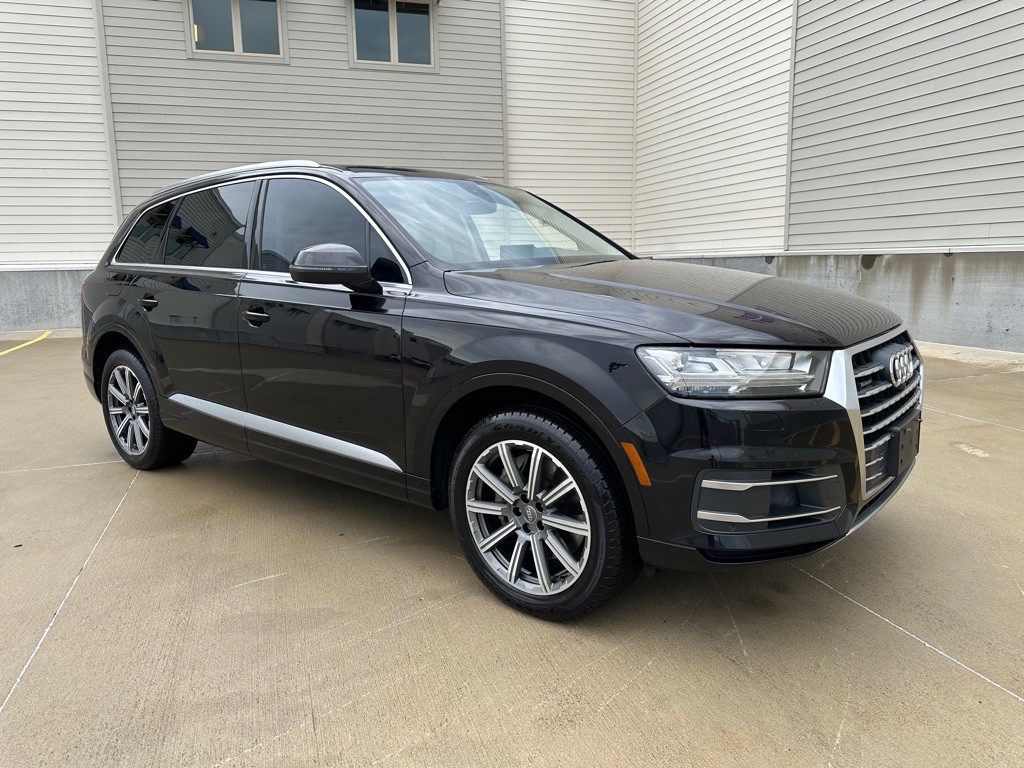 2018 Audi Q7 Image 1