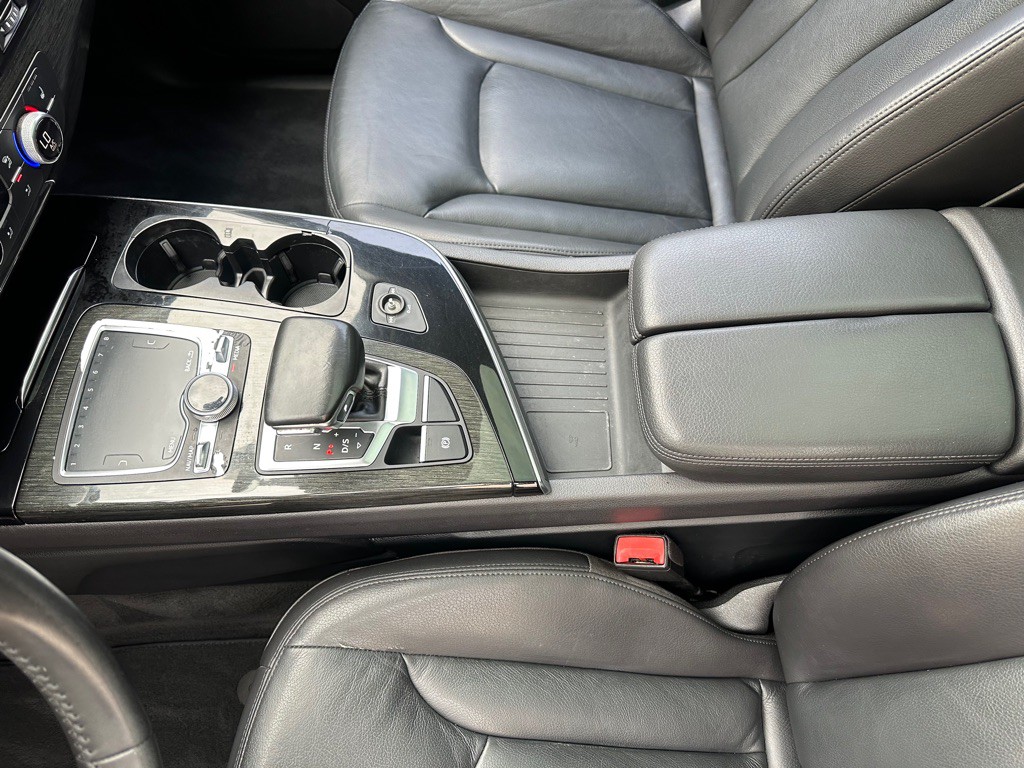 2018 Audi Q7 Image 12