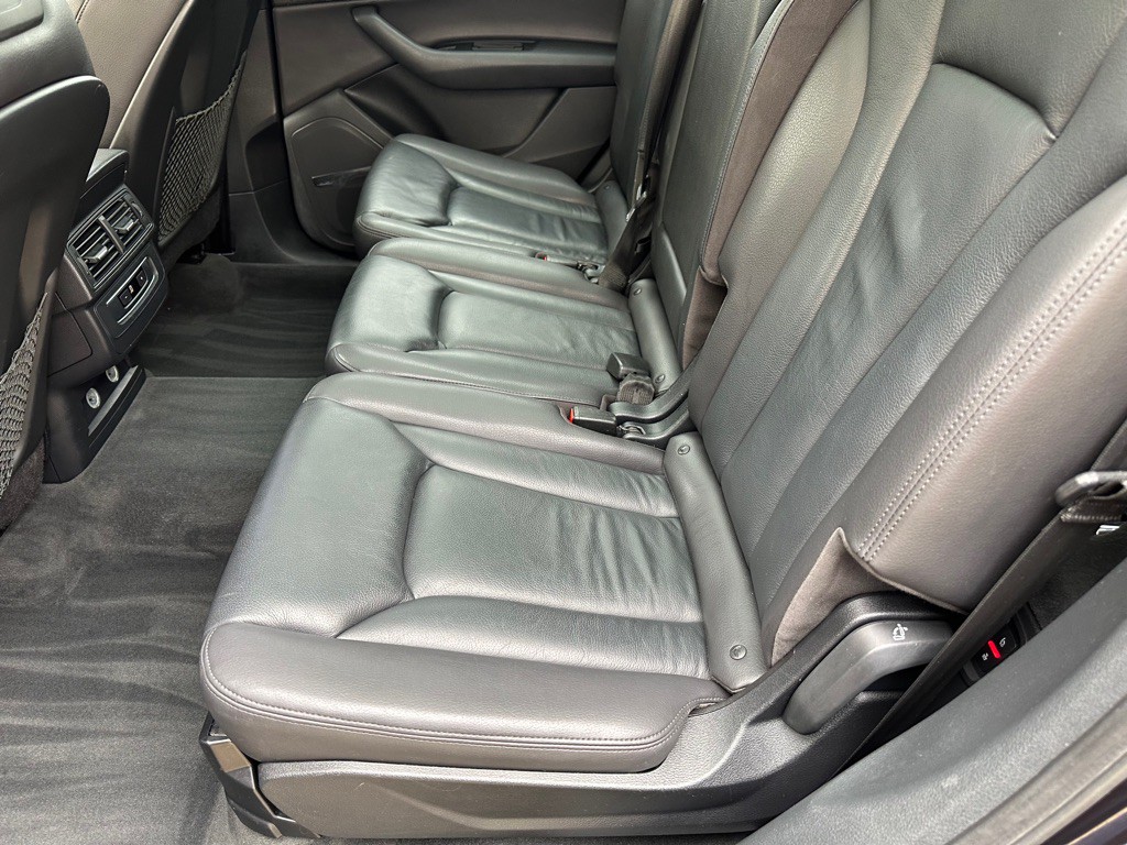 2018 Audi Q7 Image 17
