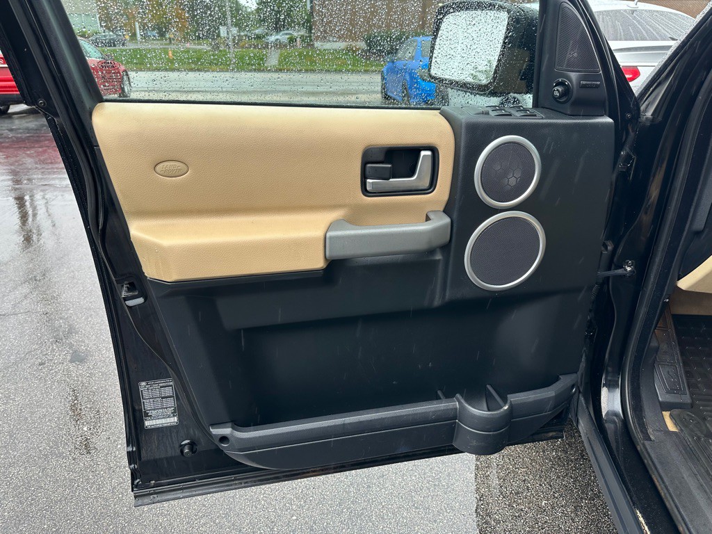2008 Land Rover LR3 Image 9