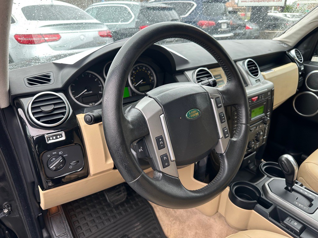 2008 Land Rover LR3 Image 10