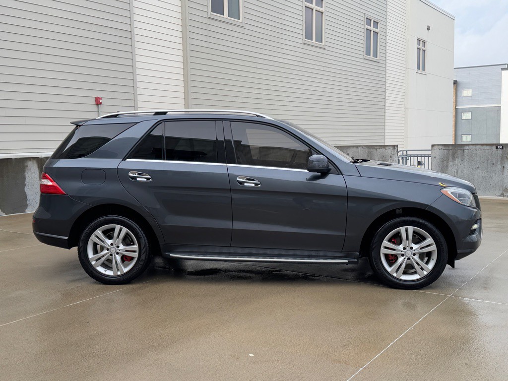 2013 Mercedes-Benz M-Class Image 8
