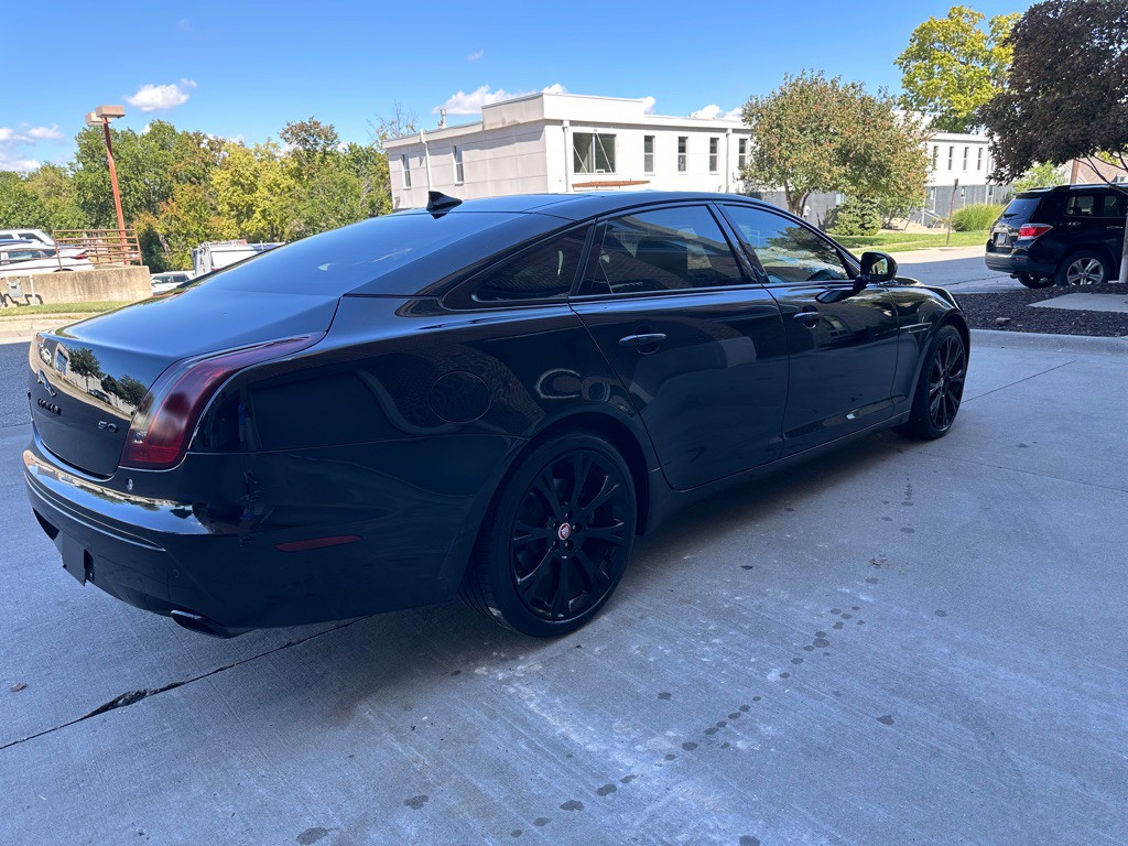 2013 Jaguar XJ Image 7