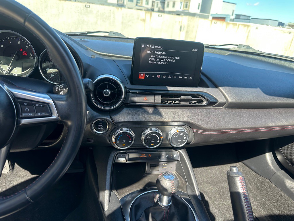 2019 Mazda MX-5 Miata Image 9