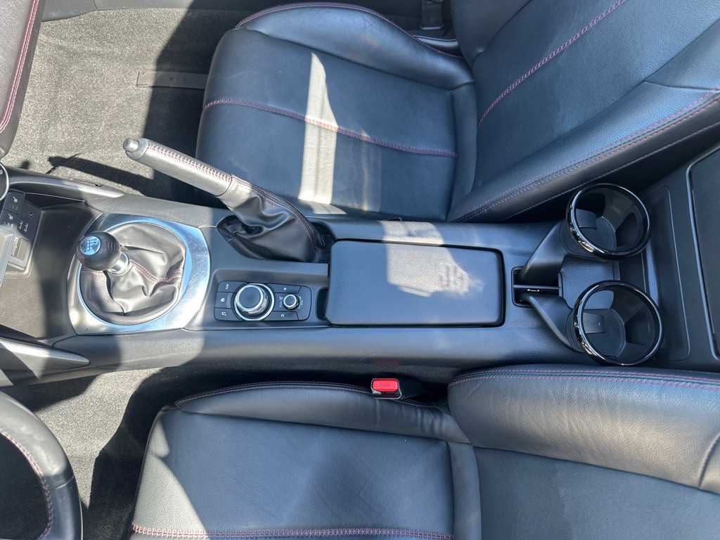 2019 Mazda MX-5 Miata Image 10