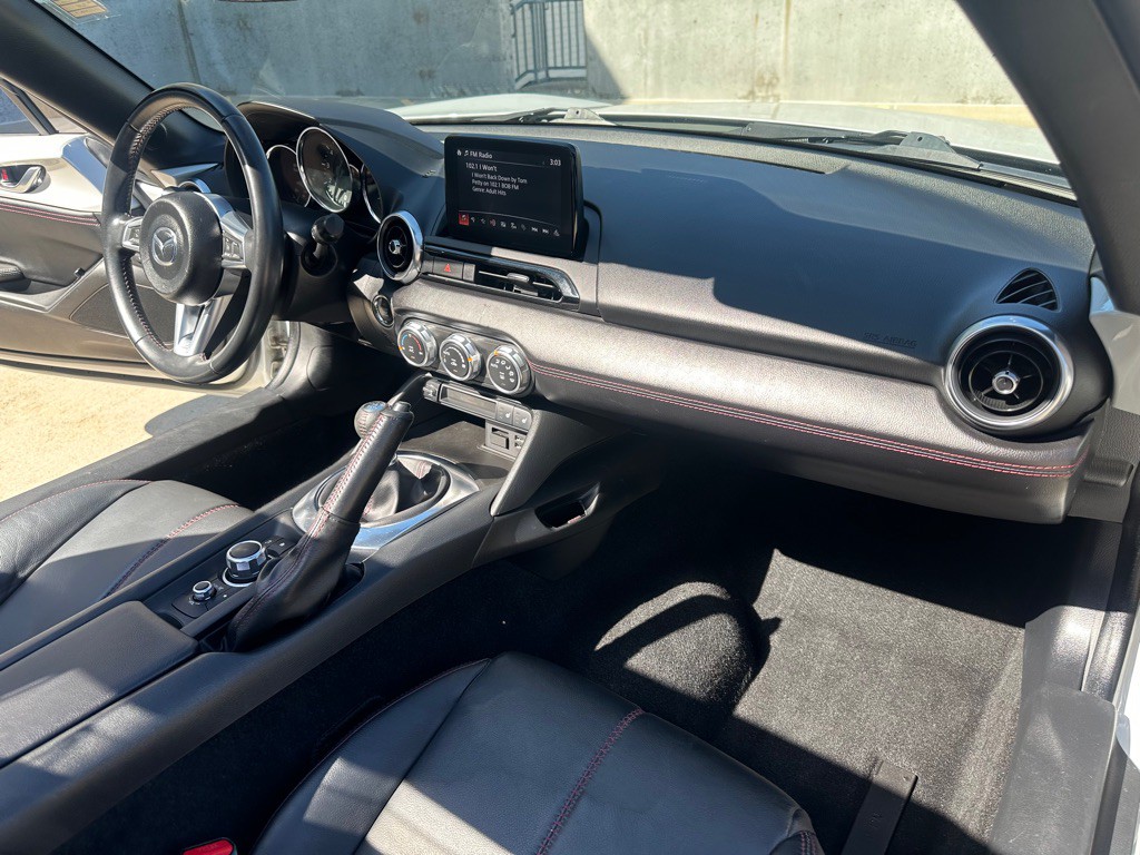 2019 Mazda MX-5 Miata Image 13