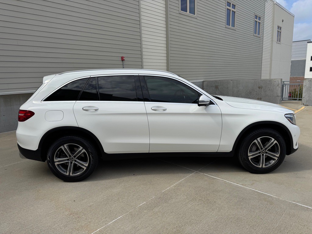 2018 Mercedes-Benz GLC-Class Image 2