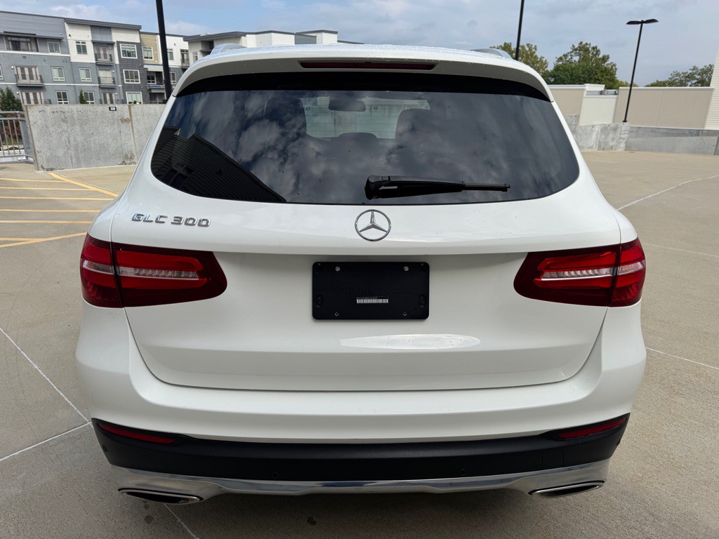 2018 Mercedes-Benz GLC-Class Image 4