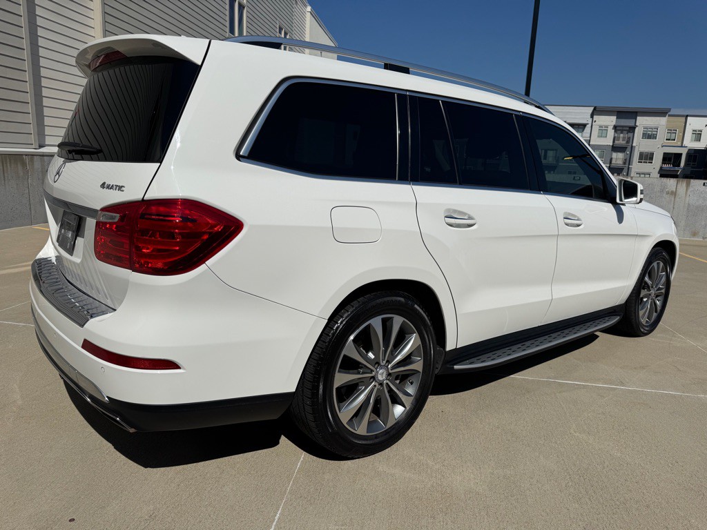 2015 Mercedes-Benz GL-Class Image 3