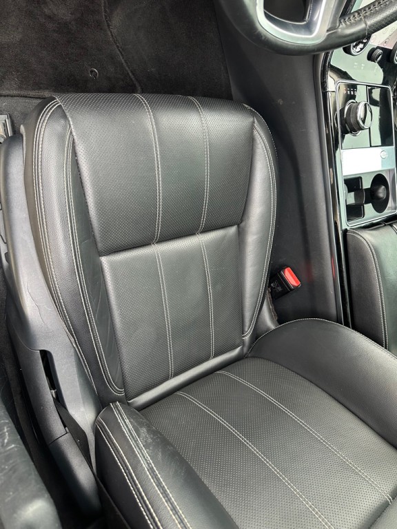 2018 Land Rover Range Rover Image 13