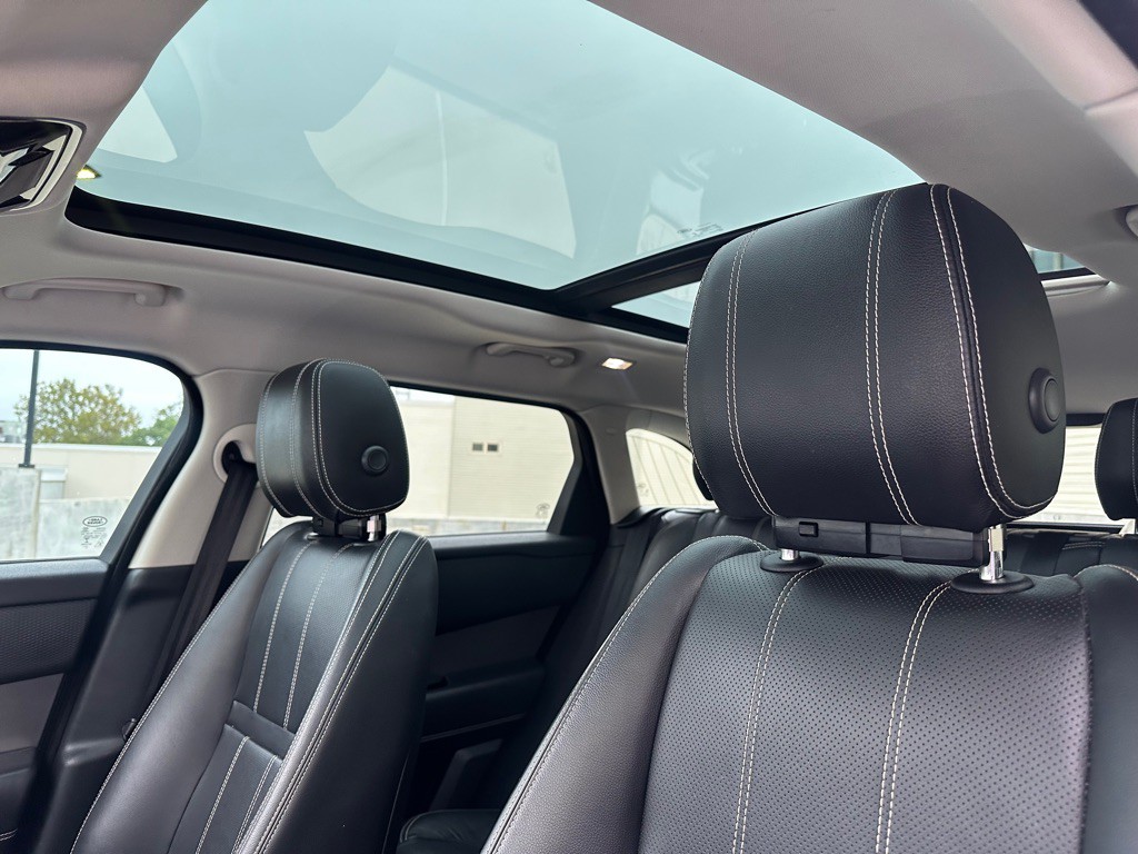 2018 Land Rover Range Rover Image 15