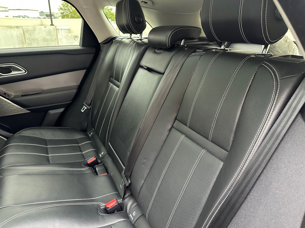 2018 Land Rover Range Rover Image 18