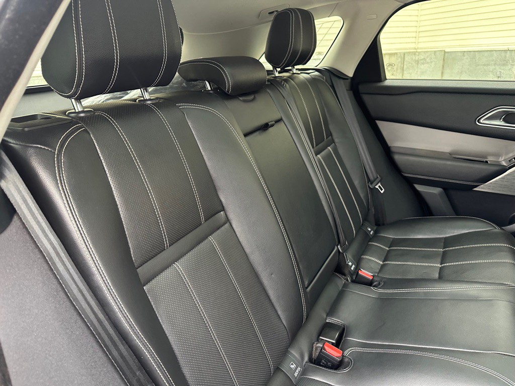 2018 Land Rover Range Rover Image 21