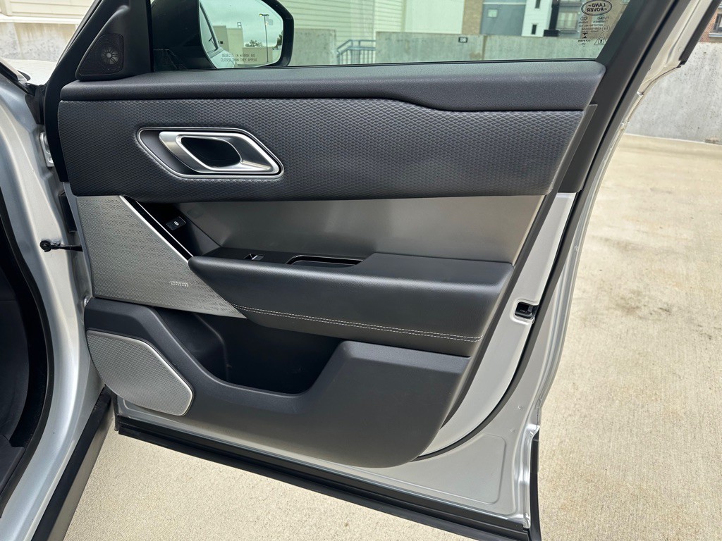 2018 Land Rover Range Rover Image 27