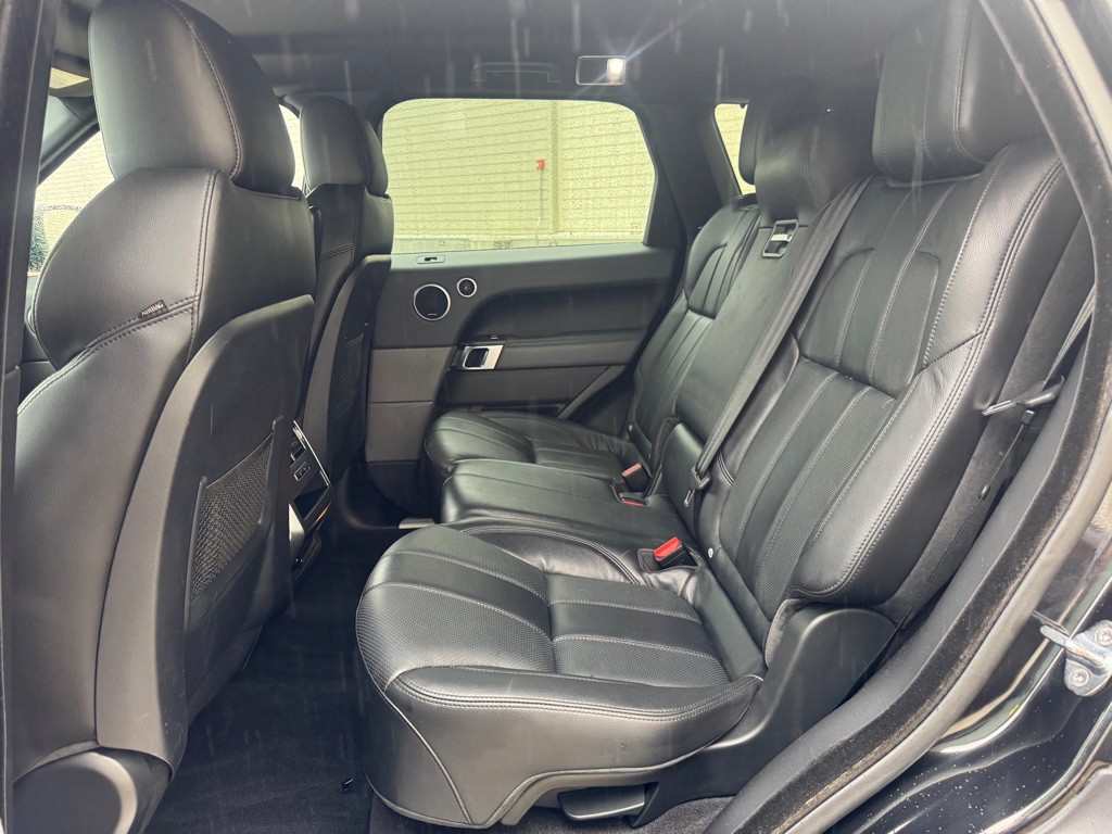 2015 Land Rover Range Rover Sport Image 21