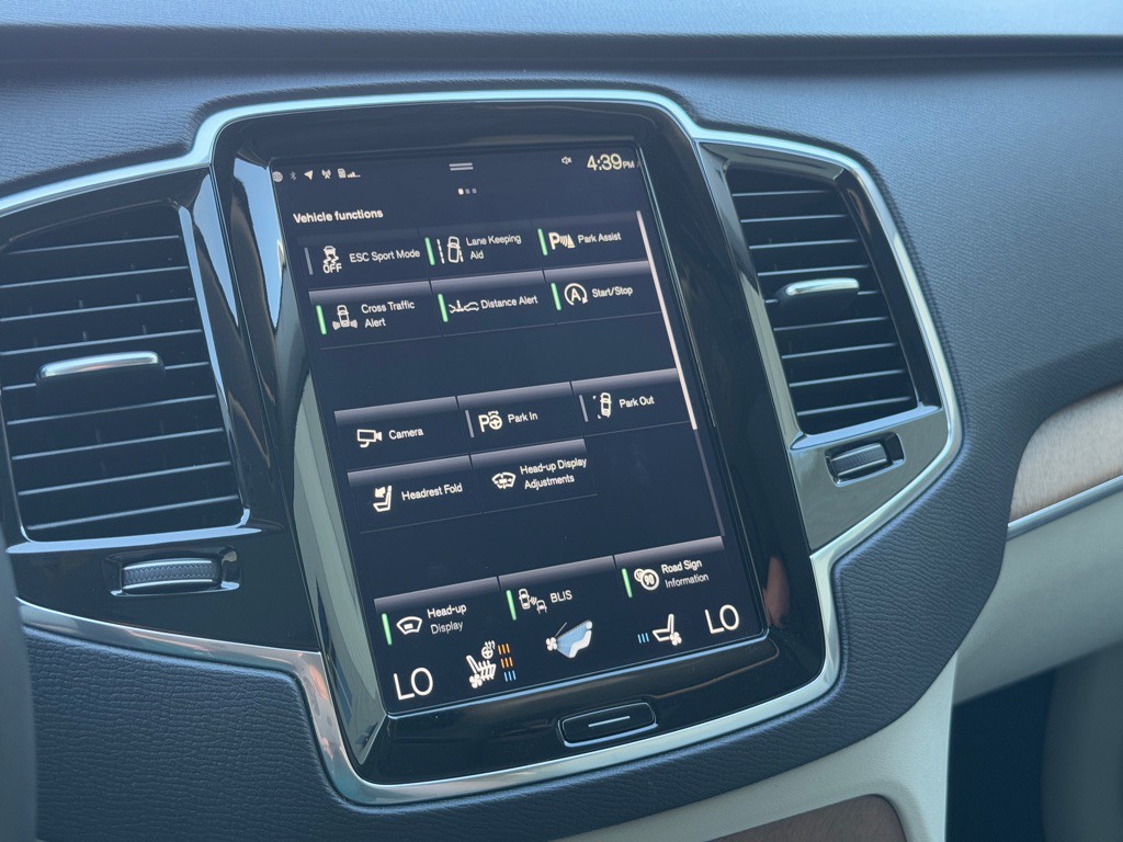 2018 Volvo XC90 Image 11