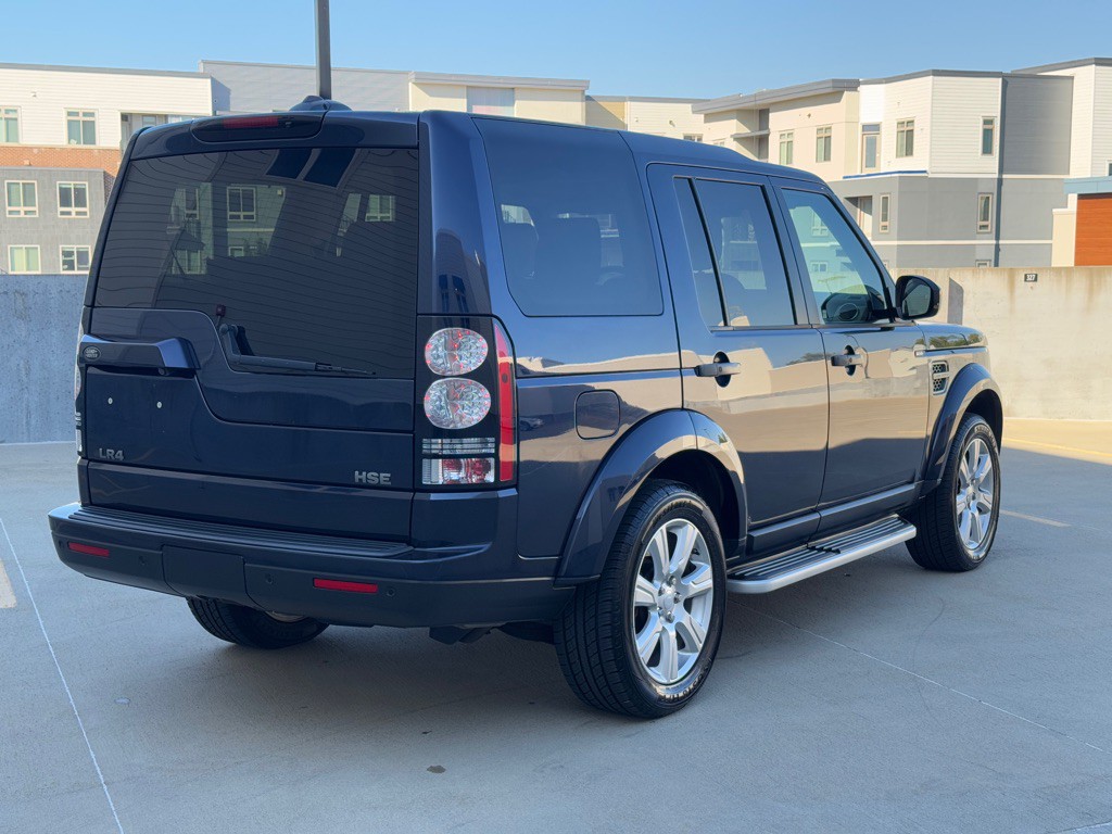 2015 Land Rover LR4 Image 7