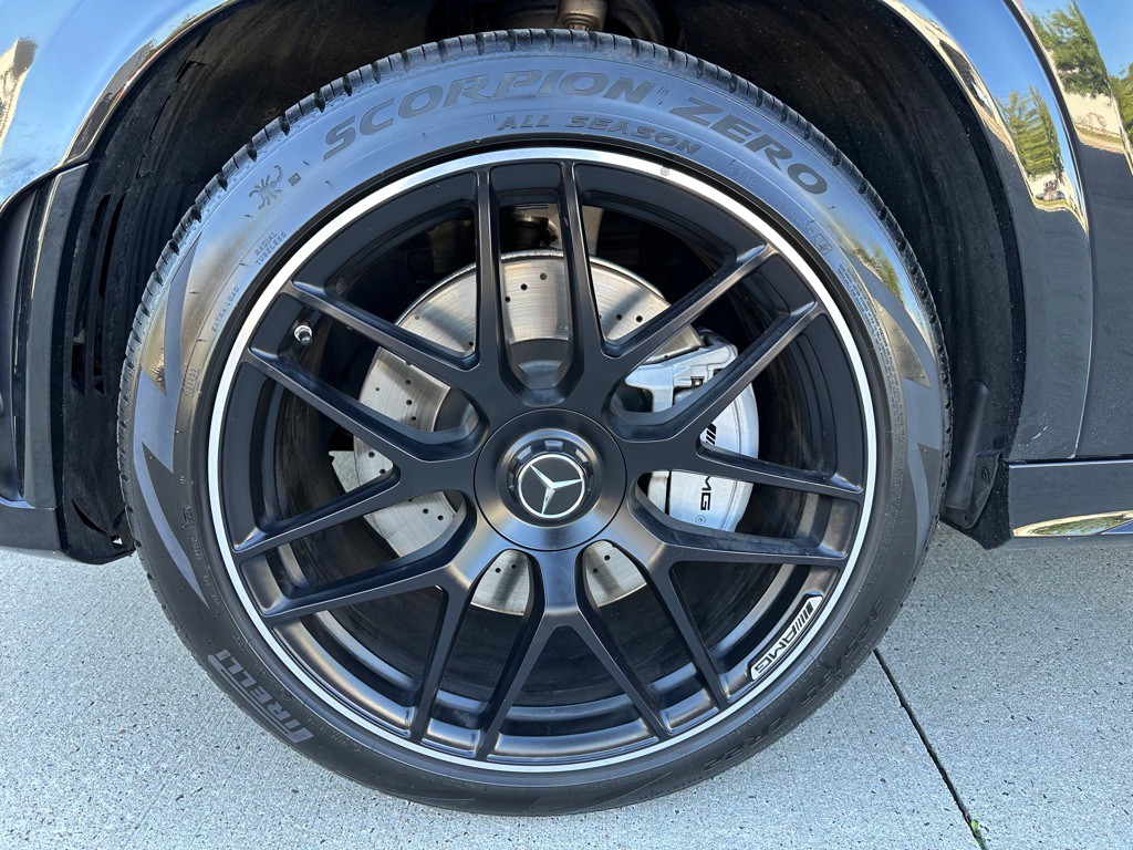 2023 Mercedes-Benz GLE-Class Image 9